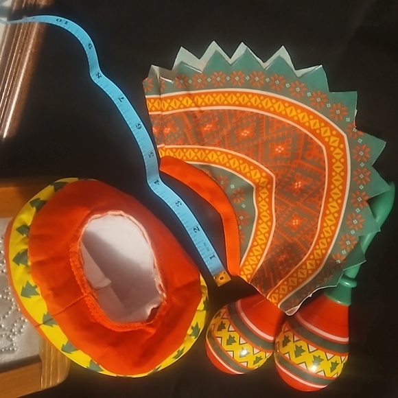 Dog Outfit Fiesta/Christmas Hat & Top & ChaChas - Picture 4 of 6